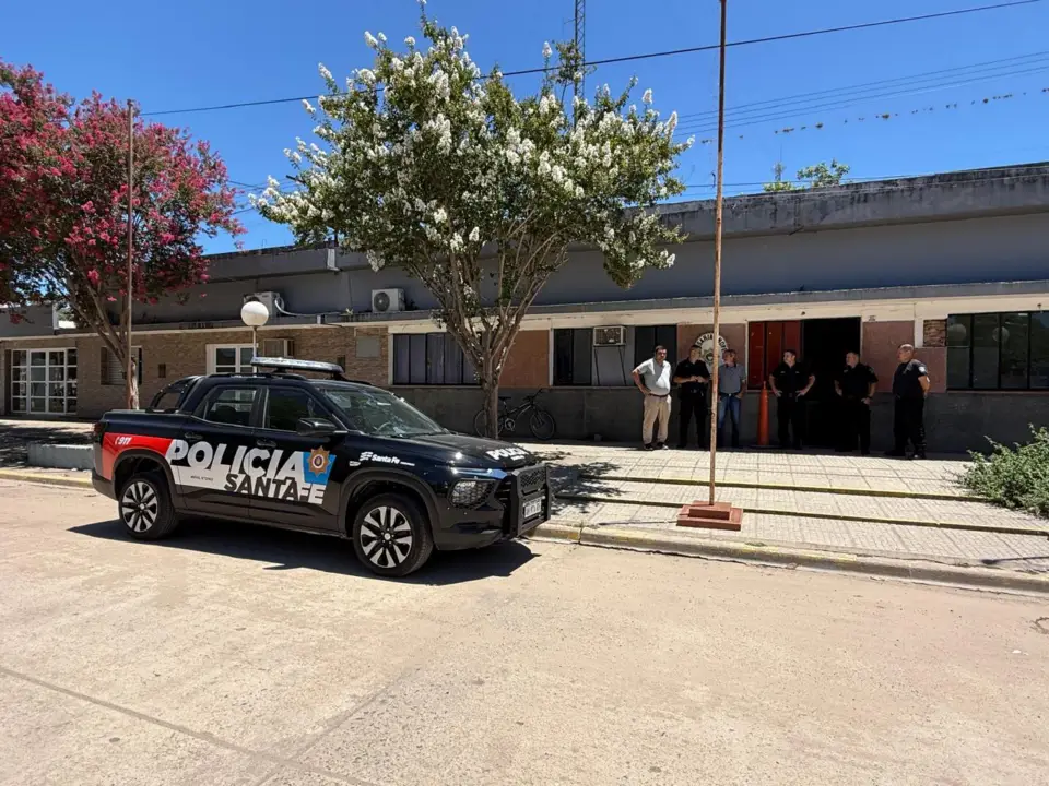 Cómo quedaron los sueldos de la policía de Santa Fe en relación con las Fuerzas Federales