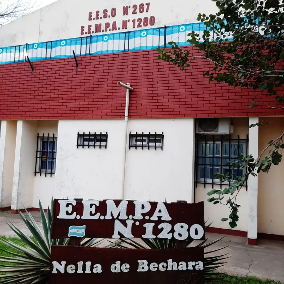 Comienzan las clases en los establecimientos educativos de Florencia