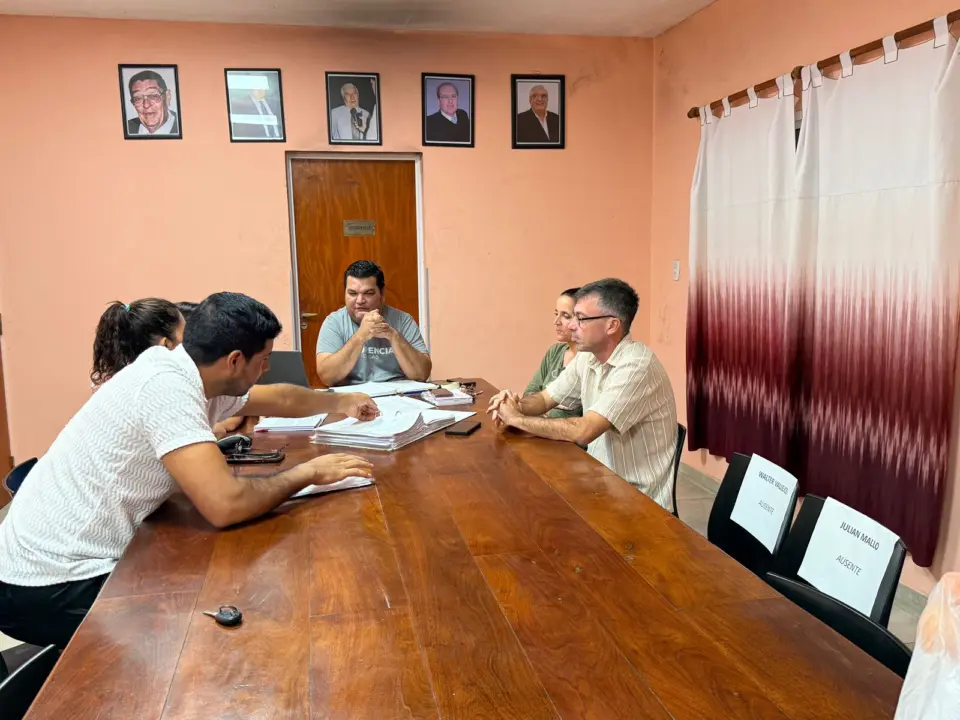Traslados garantizados: El intendente responde a los reclamos con documentación y datos