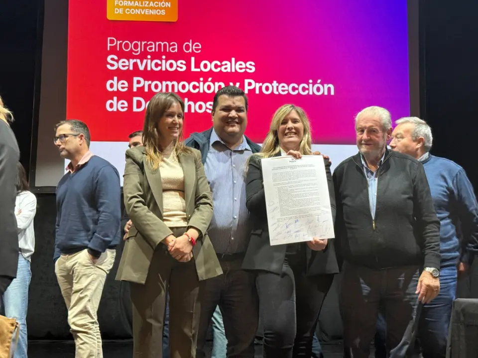 El intendente Fabio Villa participó de la firma del convenio de Protección de Derechos