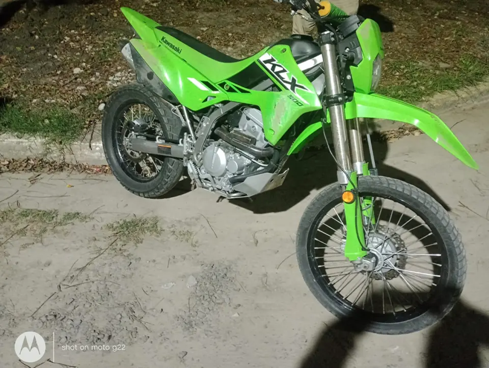 Un joven herido de gravedad tras derrapar con su motocicleta en Florencia