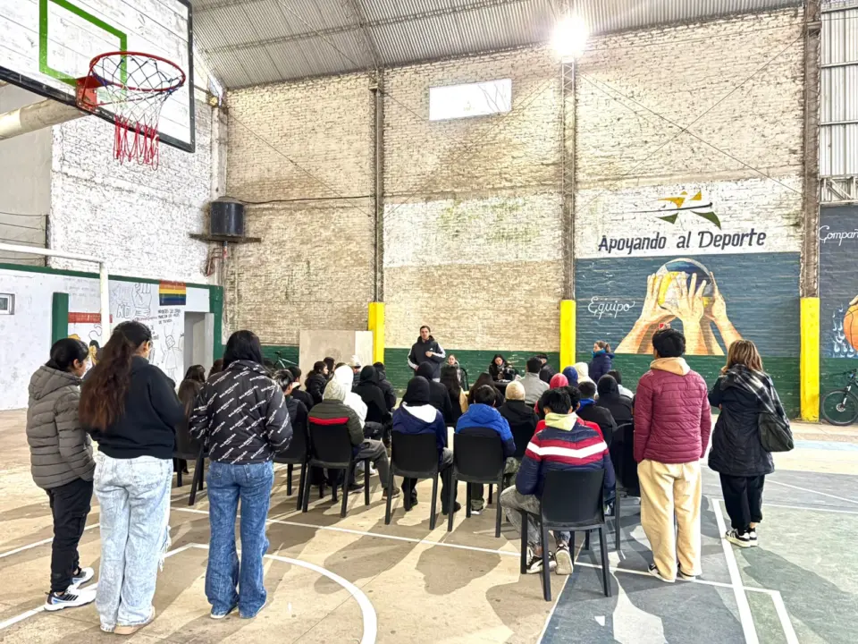 Se realizó el sorteo del Mundialito que encenderá la pasión escolar