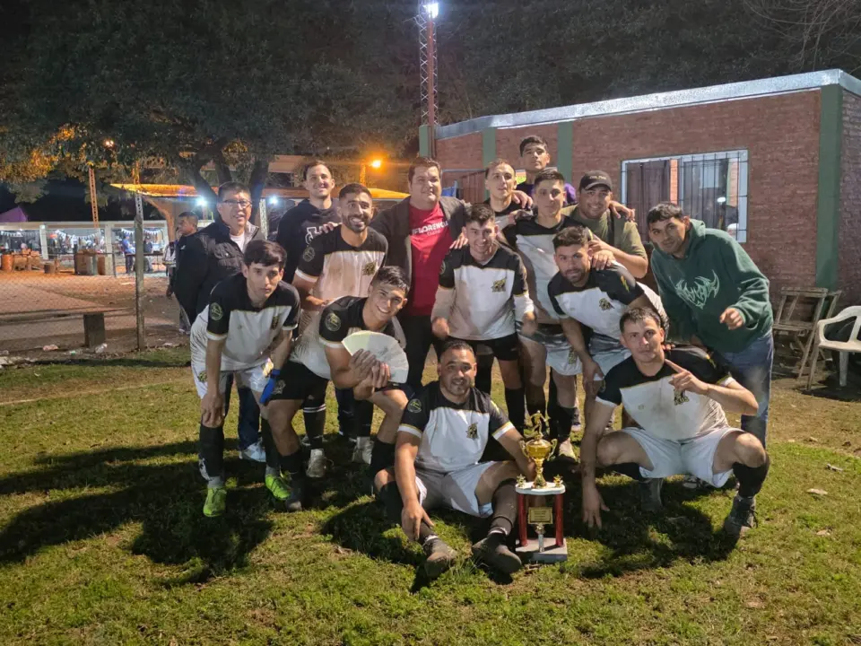 Zeus de Basail se consagró campeón del Torneo de Fútbol de las Fiestas Patronales